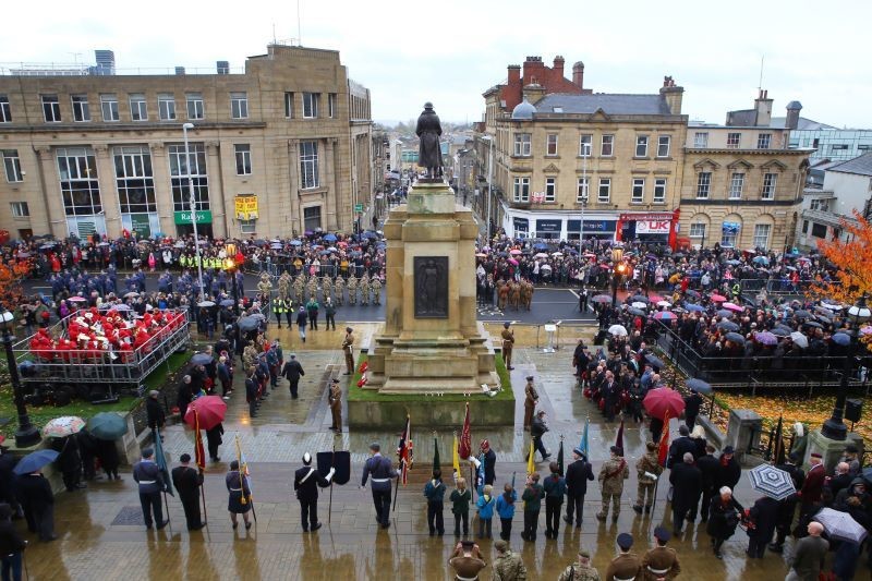 Other image for More than 3,500 attended town centre Remembrance service
